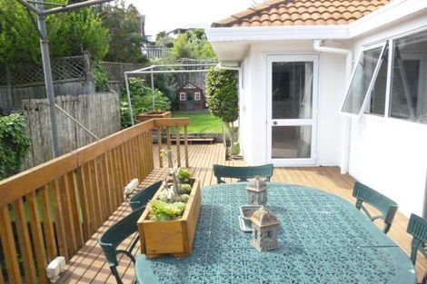 Photo of property in 2/15 Mccahill Views, Botany Downs, Auckland, 2010