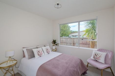 Photo of property in 66 Orrick Crescent, Avondale, Christchurch, 8061