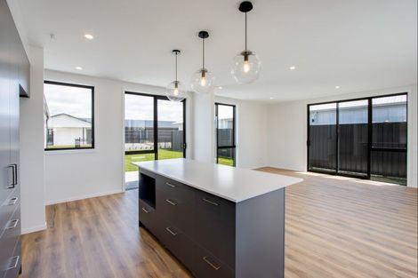 Photo of property in 2 Wai Whatu Street, Meeanee, Napier, 4110