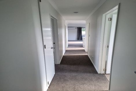 Photo of property in 43 Beeston Crescent, Manurewa, Auckland, 2102