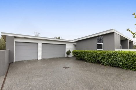 Photo of property in 2 Sycamore Close, Rangiora, 7400
