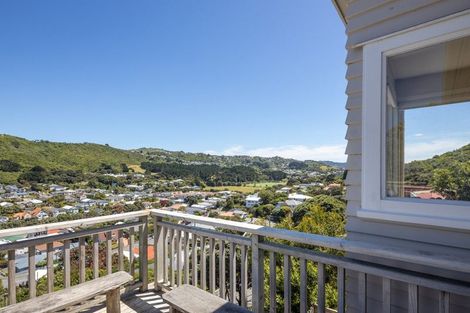 Photo of property in 47 Melbourne Road, Island Bay, Wellington, 6023
