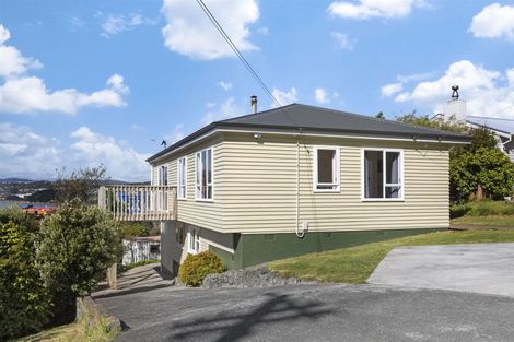 Photo of property in 17 Waiho Terrace, Elsdon, Porirua, 5022