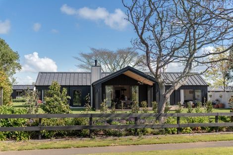 Photo of property in 1 De La Mare Drive, Leamington, Cambridge, 3432