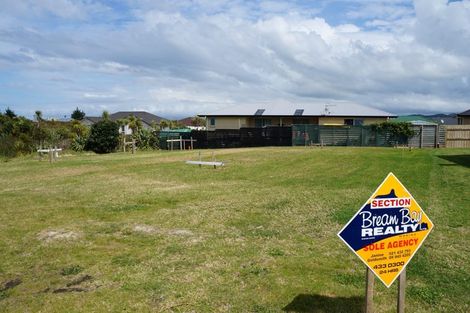 Photo of property in 41 Ocean View Rise, Ruakaka, 0116