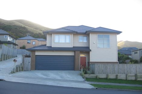Photo of property in 4 Erlestoke Crescent, Churton Park, Wellington, 6037