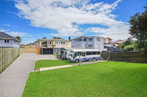 Photo of property in 5 Lane Road, Weymouth, Auckland, 2103