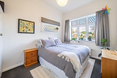 Photo of property in 1 Heath Grove, Waiwhetu, Lower Hutt, 5010