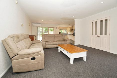 Photo of property in 44 Bramley Drive, Rototuna, Hamilton, 3210