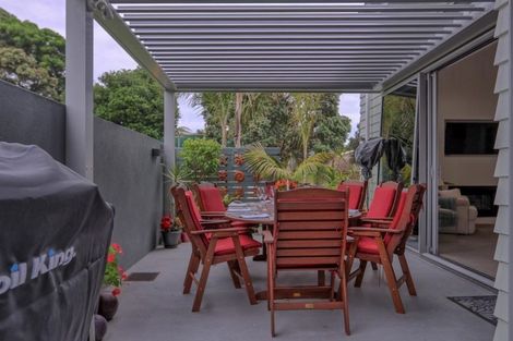 Photo of property in 7 Ian Place, Waihi Beach, 3611