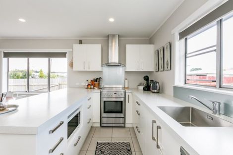 Photo of property in 86 Harold Holt Avenue, Onekawa, Napier, 4110