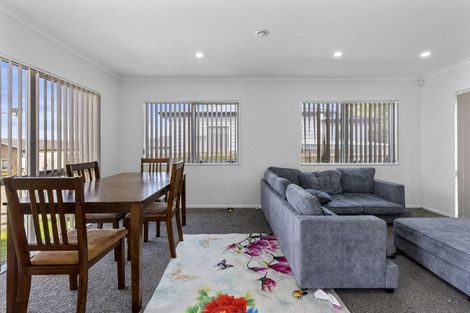 Photo of property in 41c Senator Drive, Manurewa, Auckland, 2105