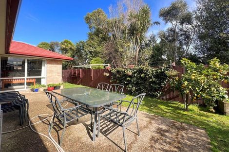 Photo of property in 62 Nielsen Gardens, Rototuna, Hamilton, 3210