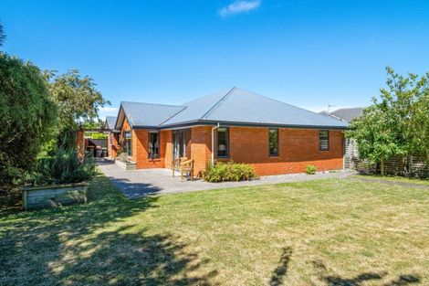 Photo of property in 12 John Morel Place, Parklands, Christchurch, 8083