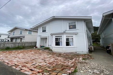 Photo of property in 104 Tinakori Road, Thorndon, Wellington, 6011