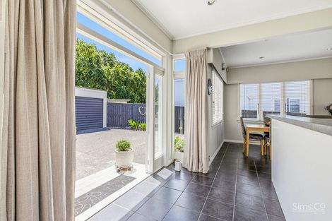 Photo of property in 91 Peat Street, Whanganui, 4500