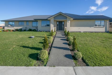 Photo of property in 85 Beachvale Drive, Kaiapoi, 7630
