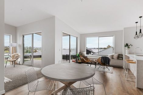 Photo of property in 16 Te Kaka Place, Omokoroa, 3114