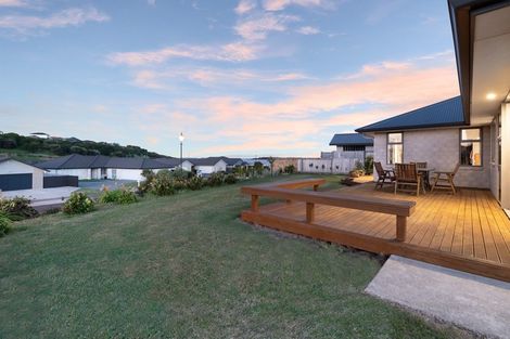 Photo of property in 1 Vantage Place, Omokoroa, 3114
