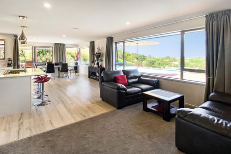 Photo of property in 11 Saint Anthonys Way, Kerikeri, 0294