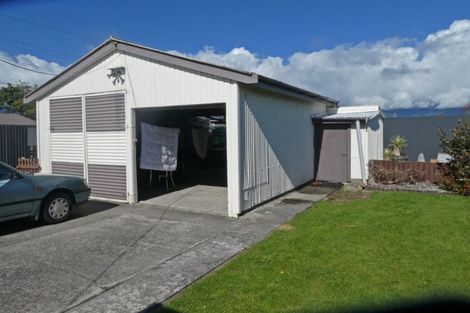 Photo of property in 42 Disraeli Street, Westport, 7825