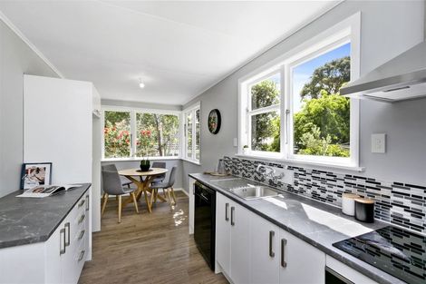 Photo of property in 55 Rangituhi Crescent, Takapuwahia, Porirua, 5022