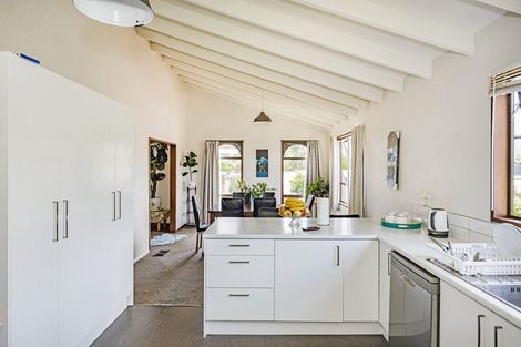 Photo of property in 30 Leven Street, South Hill, Oamaru, 9400