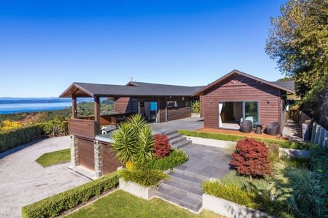 Photo of property in 74 Wakeman Road, Acacia Bay, Taupo, 3330