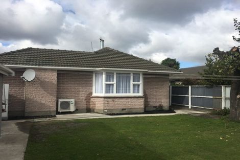 Photo of property in 4 Dunstan Crescent, Hornby, Christchurch, 8042