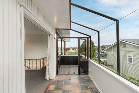 Photo of property in 1/43 Ladies Mile, Remuera, Auckland, 1050