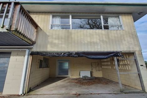 Photo of property in 2/25 Gill Avenue, Te Atatu Peninsula, Auckland, 0610