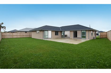 Photo of property in 20 Glennron Lane, Waiuku, 2123