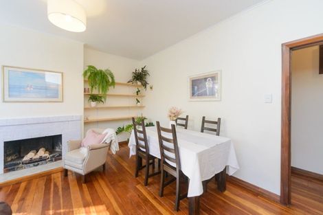 Photo of property in 32 Parata Street, Hokowhitu, Palmerston North, 4410