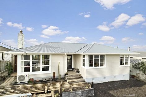 Photo of property in 139 Buckley Road, Southgate, Wellington, 6023