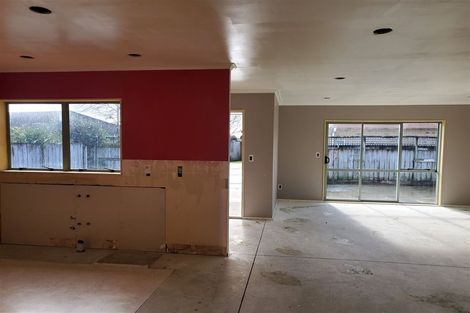 Photo of property in 8 Pono Place, Waiuku, 2123