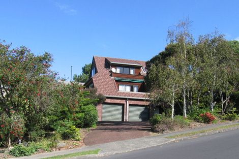 Photo of property in 15 Bellbird Rise, Murrays Bay, Auckland, 0630