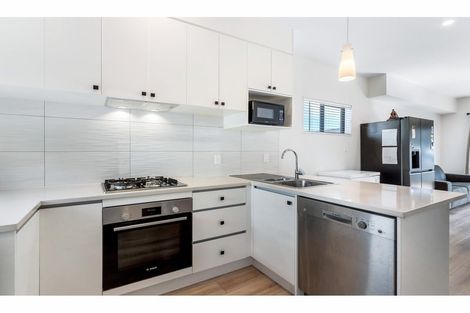 Photo of property in 3b Sheralee Place, Bucklands Beach, Auckland, 2014