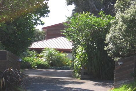 Photo of property in 2/11 Waipa Street, Birkenhead, Auckland, 0626