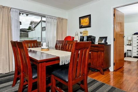 Photo of property in 3/45 The Avenue, Lynfield, Auckland, 1042