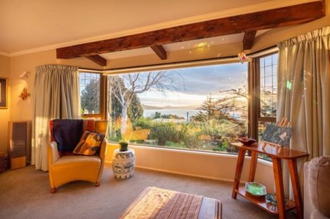 Photo of property in 30 Porterfield Street, Macandrew Bay, Dunedin, 9014