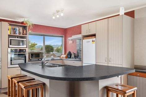 Photo of property in 11 Hyde Avenue, Richmond Heights, Taupo, 3330