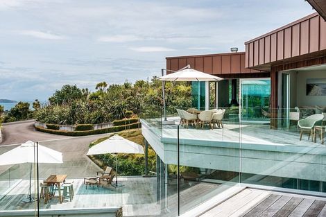 Photo of property in 52 Delamore Drive, Oneroa, Waiheke Island, 1081