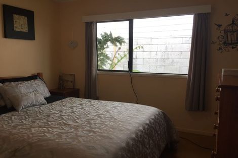 Photo of property in 19a Pisces Road, Glen Eden, Auckland, 0602