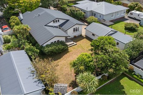 Photo of property in 30 Ludlam Crescent, Woburn, Lower Hutt, 5010