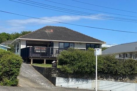 Photo of property in 4 Windley Street, Ranui, Porirua, 5024