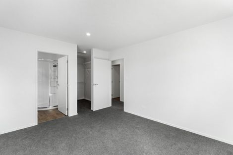 Photo of property in 5 Selkirk Lane, Hamilton Lake, Hamilton, 3204