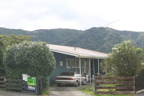 Photo of property in 5 Seon Place, Clouston Park, Upper Hutt, 5018