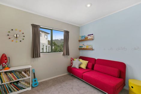 Photo of property in 8 Lingard Grove, Brooklyn, Wellington, 6021