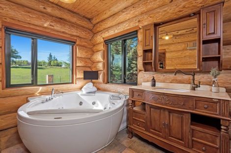 Photo of property in 21 Schaumann Road, Bridge Hill, Alexandra, 9320