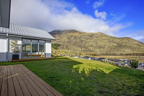 Photo of property in 3 Shipton Court, Lower Shotover, Queenstown, 9304